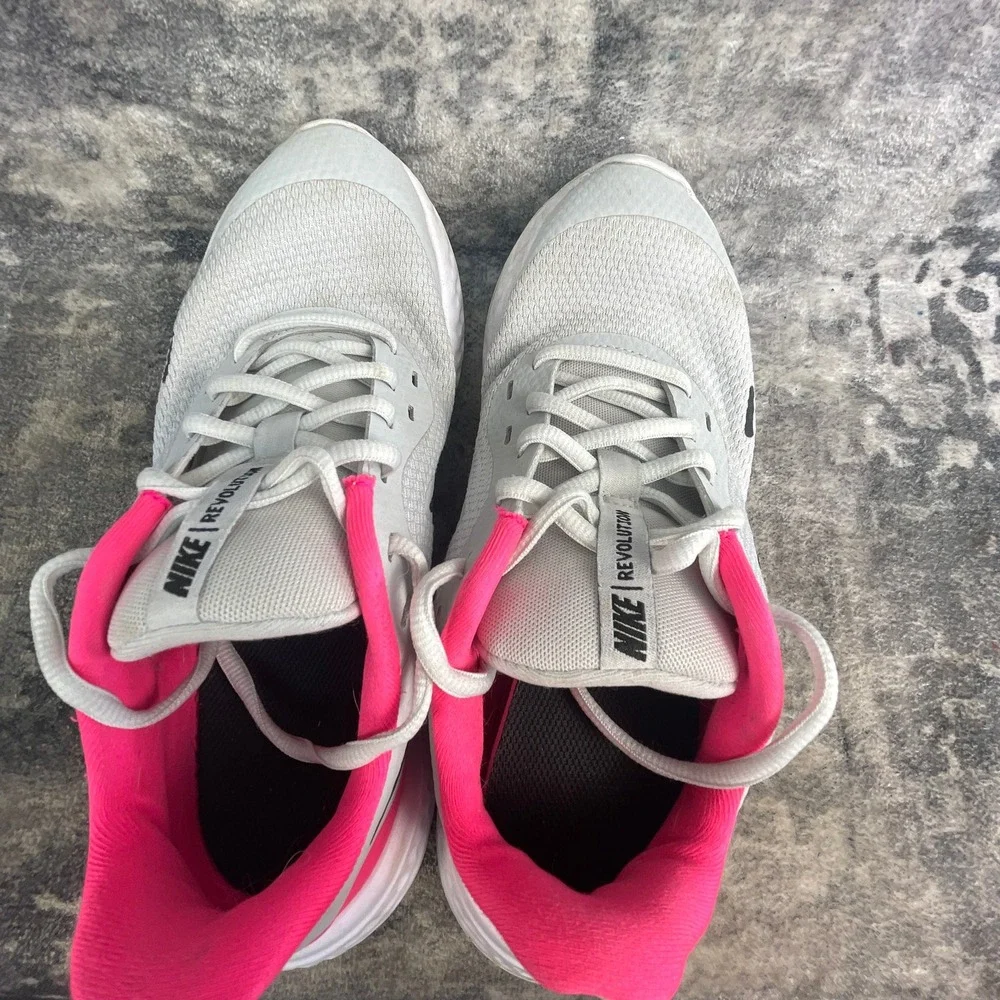 Nike youth 5y